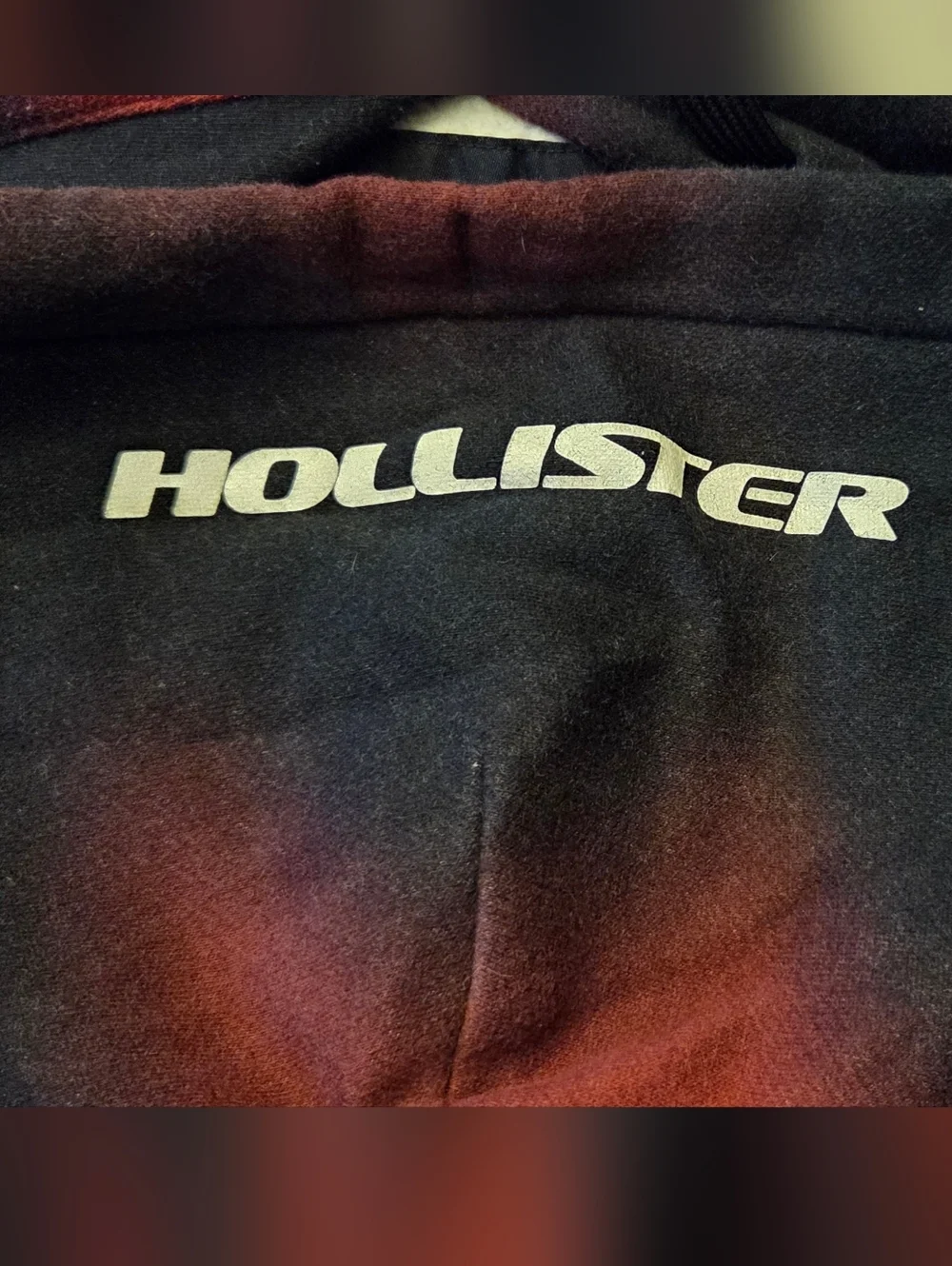 Hollister Men’s Small Hoodie Red Black Tie Dye Pullover Sweatshirt Graphic